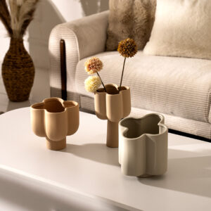 Quinn ceramic flower shape vase 11.8*11.8*22.8 cm