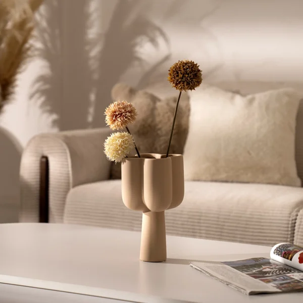 Quinn ceramic flower shape vase 11.8*11.8*22.8 cm