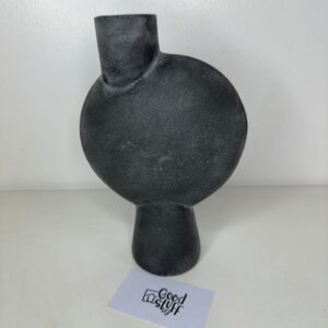 Black Vase 16.7x7.7x25cm