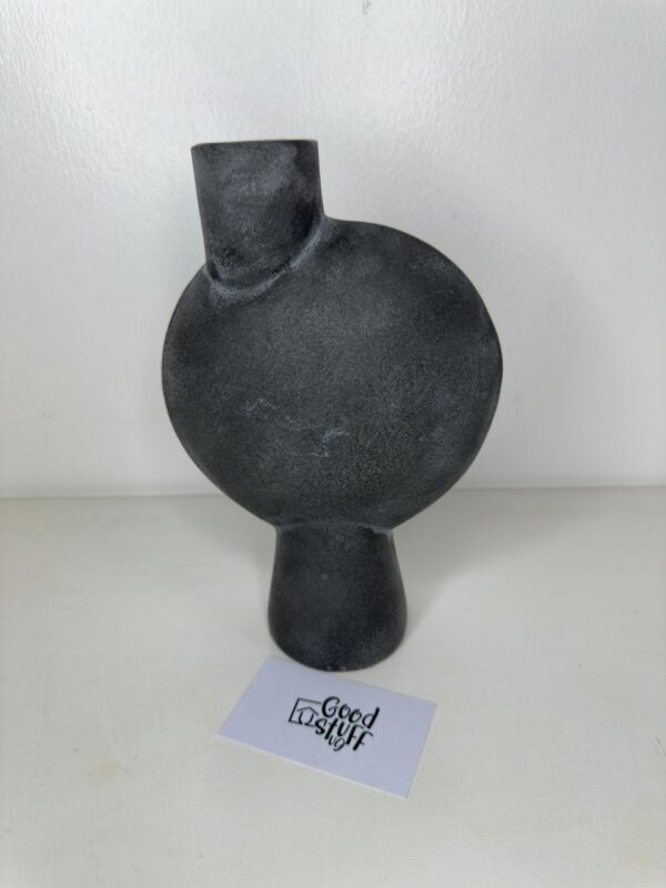 Black Vase 16.7x7.7x25cm