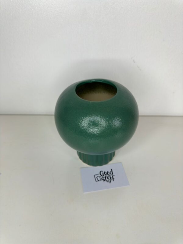 Hawkin Vase, Green - 16x17.5 cm