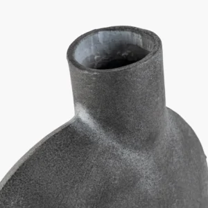 Black Vase 16.7x7.7x25cm